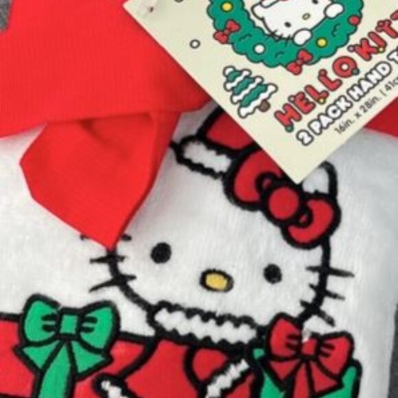 NWT HELLO KITTY Set Of 2 Hello Presents Hand Towels 16x28 - Picture 3 of 4